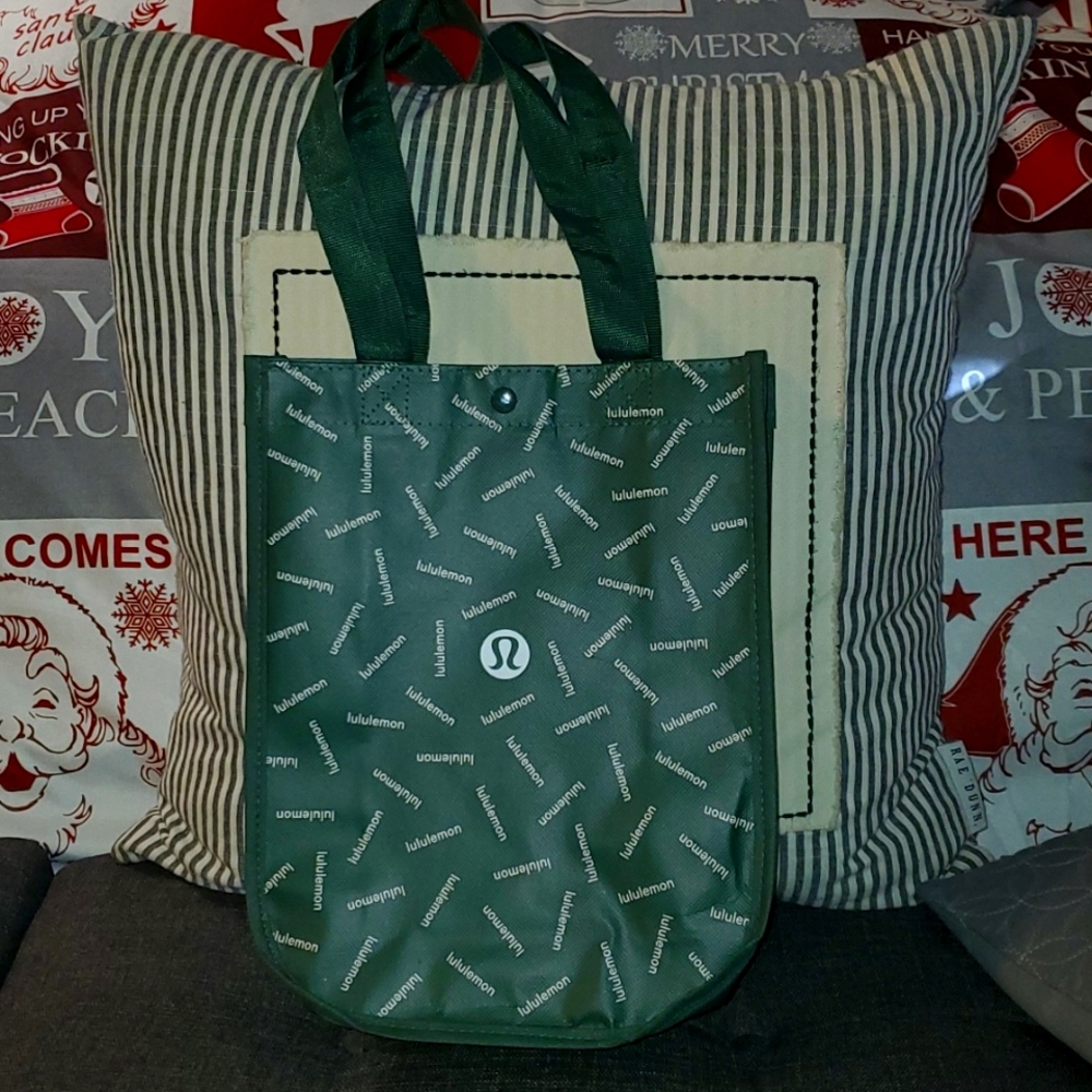 Two Lululemon carry bag - Picture 2 of 8